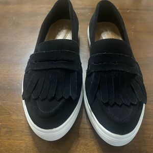 CROWN VINTAGE MALILA LOAFER BLACK SIZE 8.5.